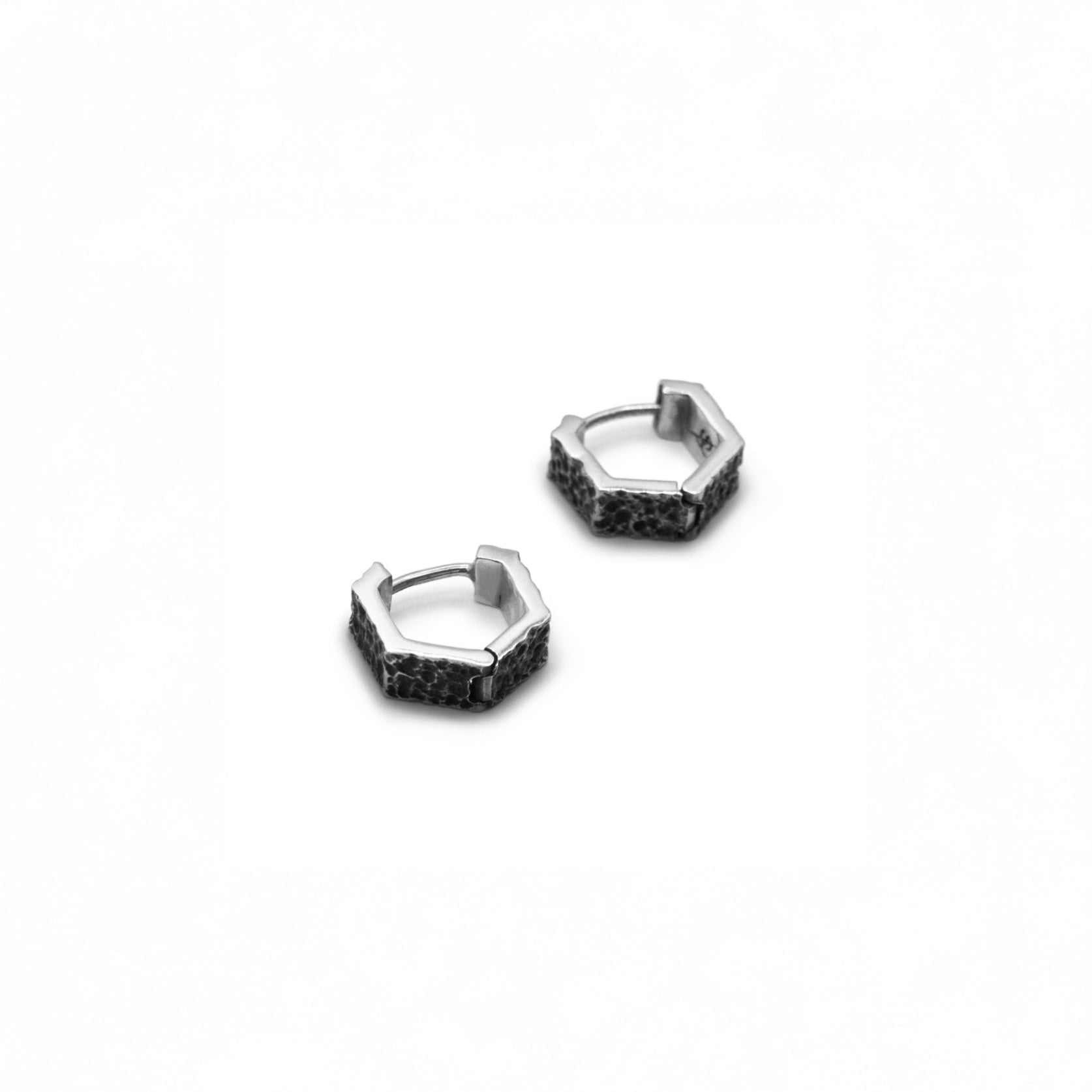 PRIMAL EARRING