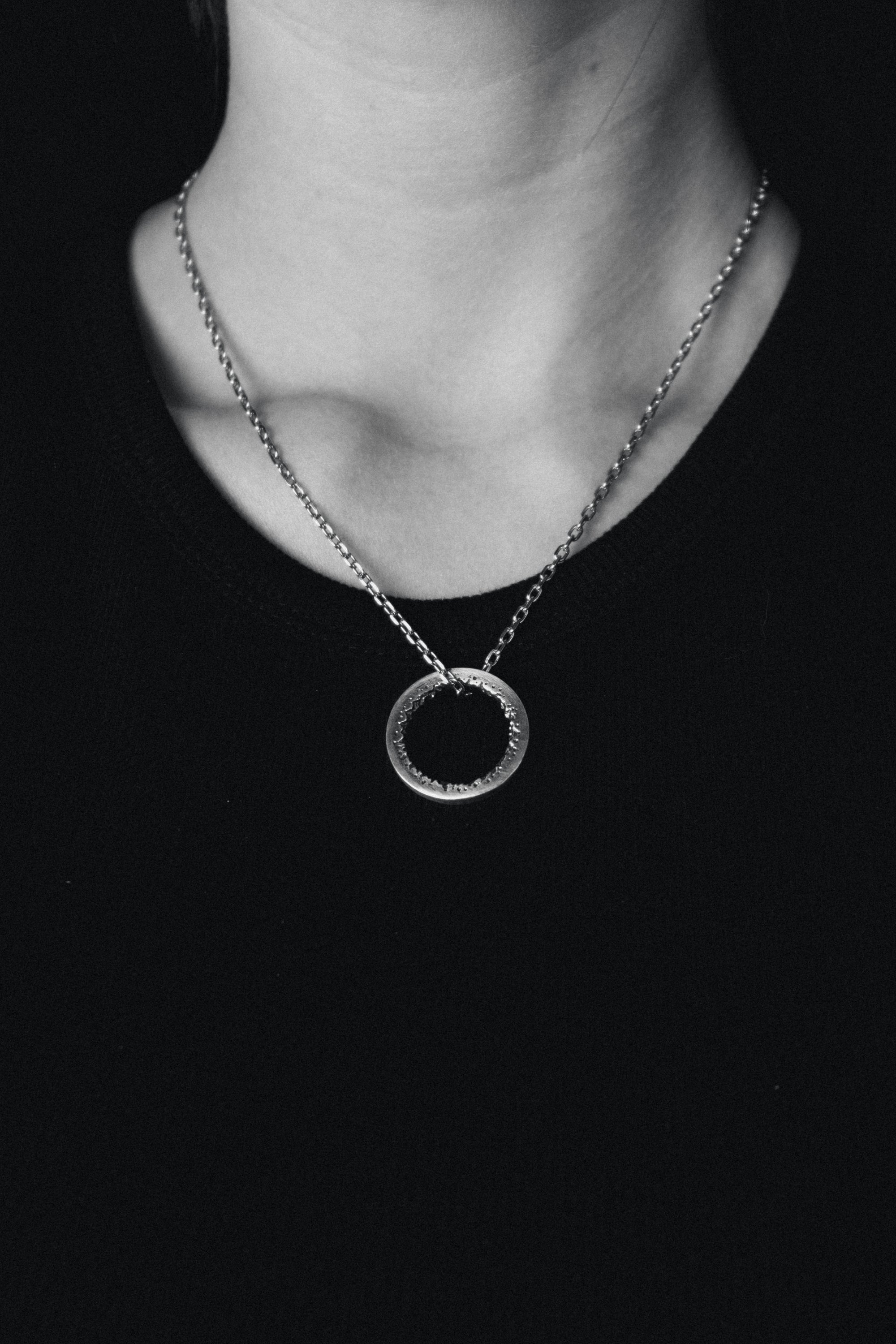 VALCAN PENDANT