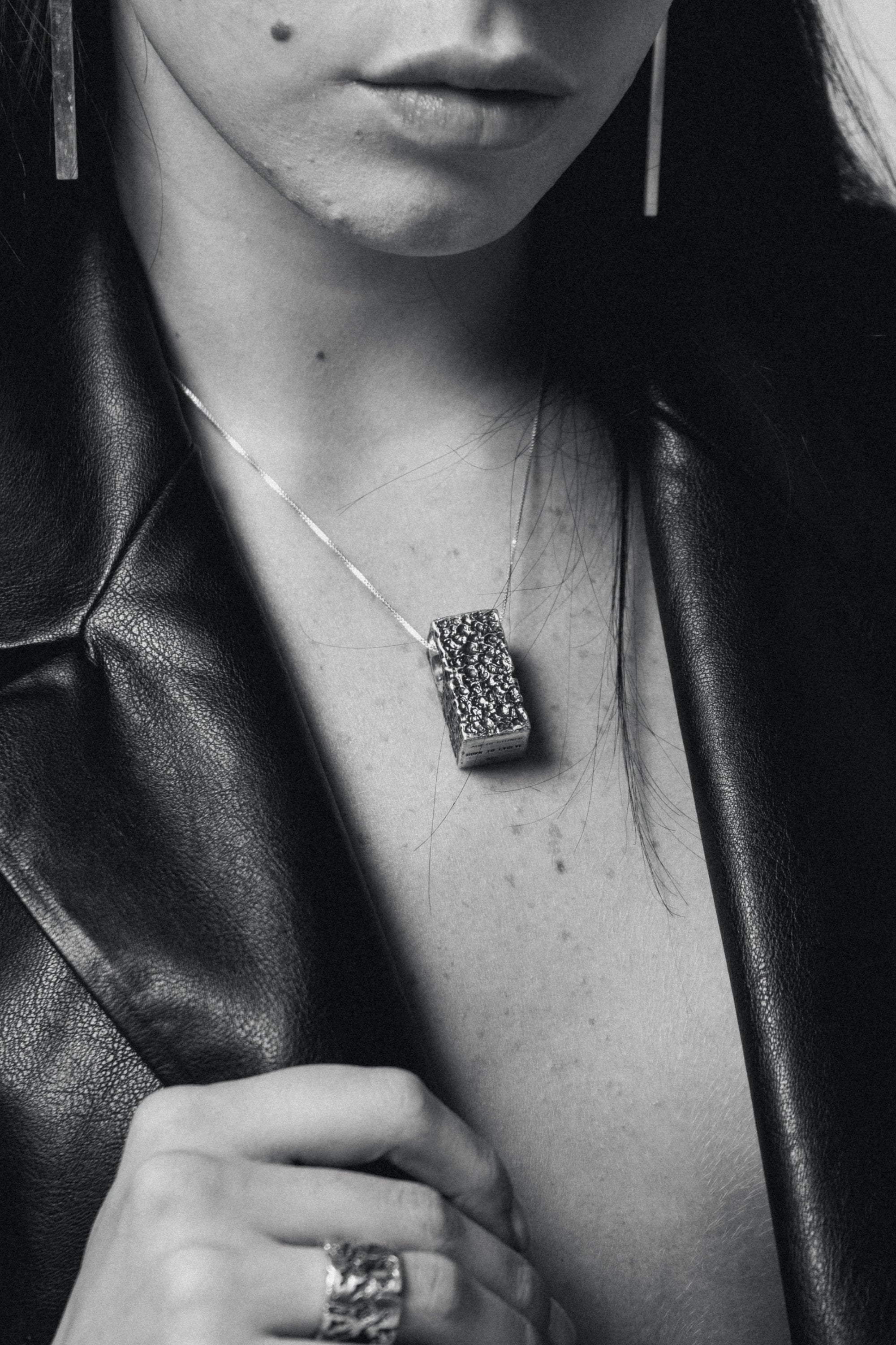 PRIMAL PENDANT