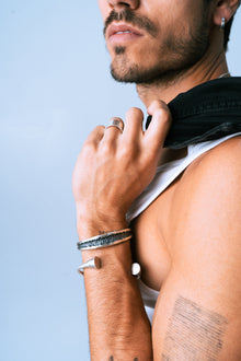VALCAN CUFF