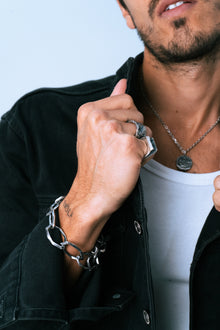 VALCAN RING