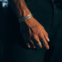 VALCAN CUFF